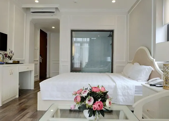 Ngoc Lan Khách sạn Hạ Long