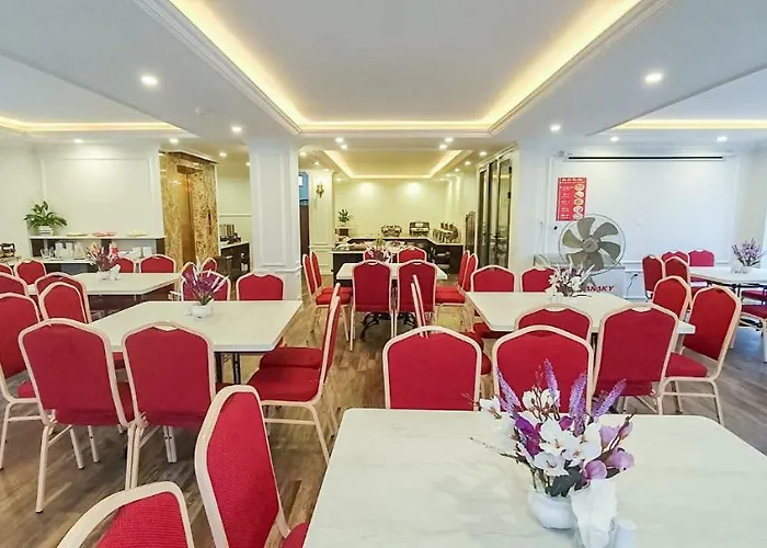 Ngoc Lan Khách sạn 3*