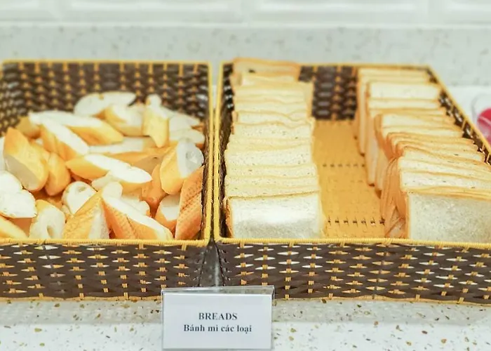 Khách sạn Ngoc Lan