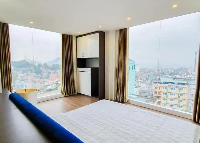 Khách sạn Ngoc Lan Hạ Long