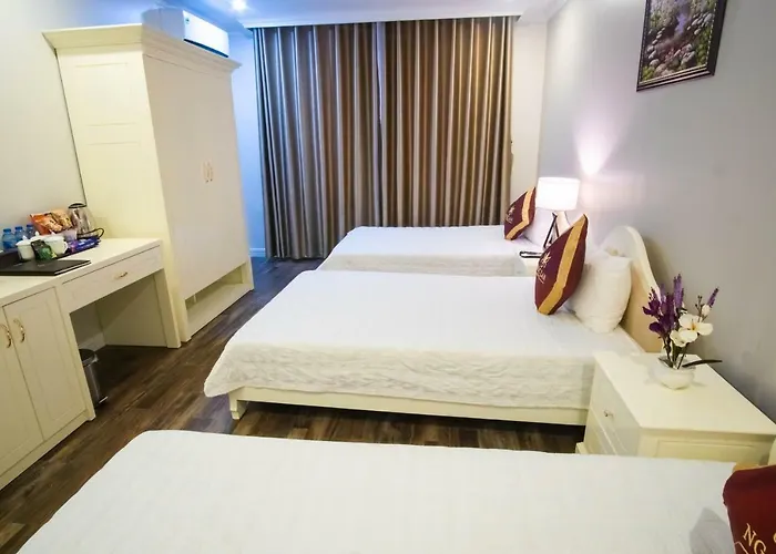 Khách sạn Ngoc Lan Hạ Long