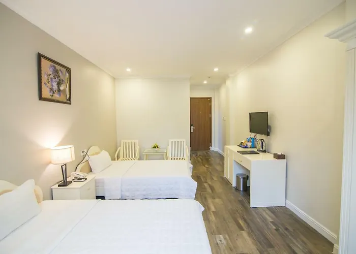 Ngoc Lan Khách sạn 3*