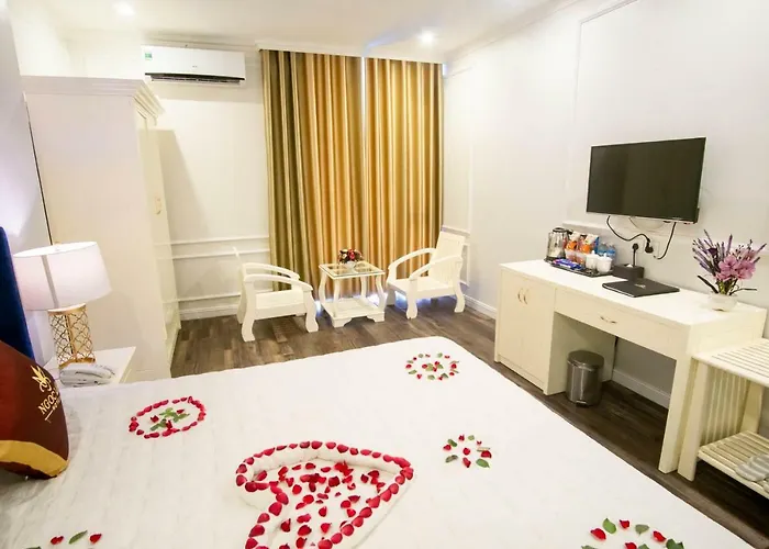 Ngoc Lan 3* Hạ Long