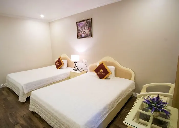 Khách sạn Ngoc Lan 3*